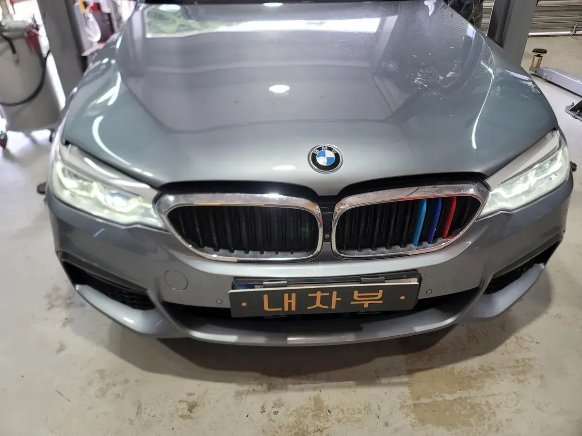 광주 BMW 5시리즈 엔진오일과 트랜스퍼 케이스 오일 교체 작업 by 내차를부탁해 광주점