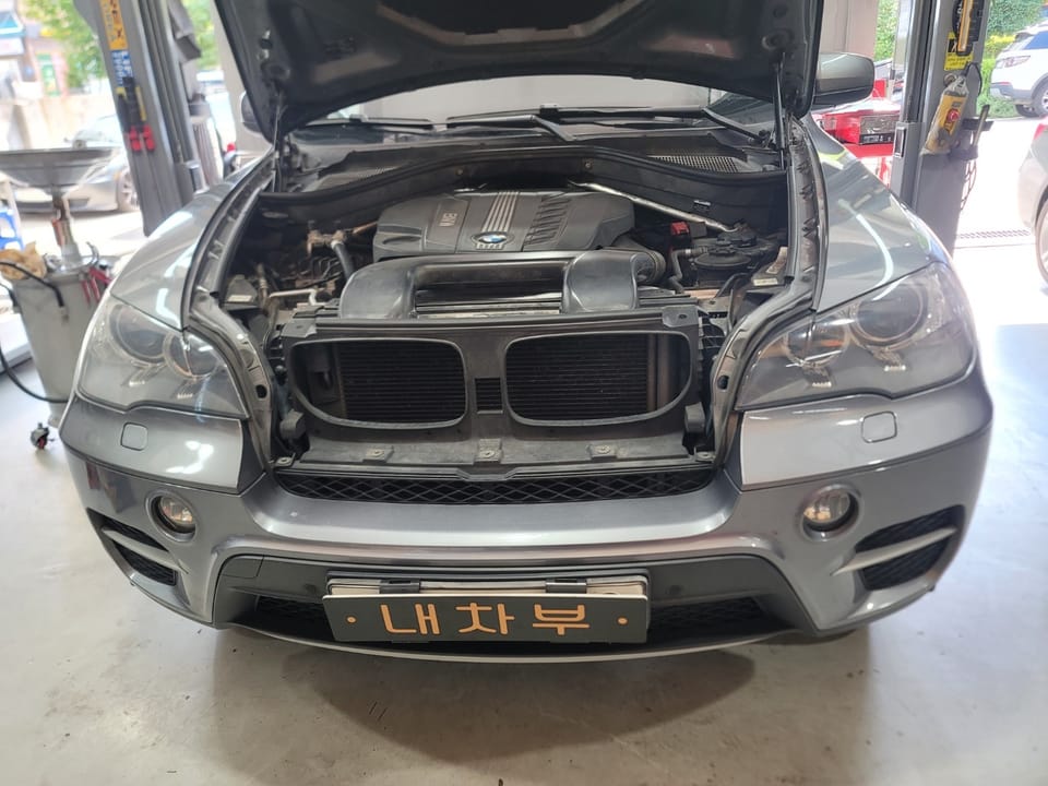 내차를부탁해 광주점 BMW X5 승차감 저하와 하체 잡음 문제 해결 작업