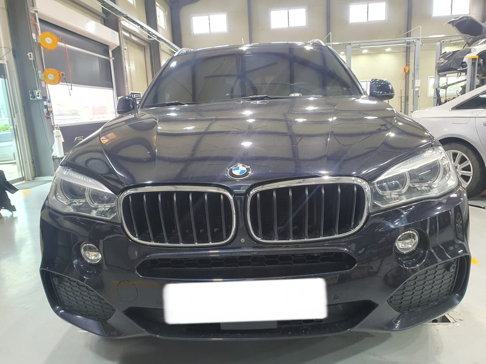 BMW X5 로워암 및 텐션 스트럿 교체 작업 by 장용석의 내차를부탁해 용인점